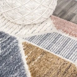 Aileen Geometric Scandi Colorblock Carved Area Rug - JONATHAN Y -Home Decoration Series GUEST 10f95f08 77ce 4613 8352 a5aeb0a12eab