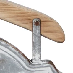 Metal Sign Laundry Room Wall Decor Gray - Olivia & May -Home Decoration Series GUEST 3eed16fb cd4e 47a9 80be 92ea61e031ef