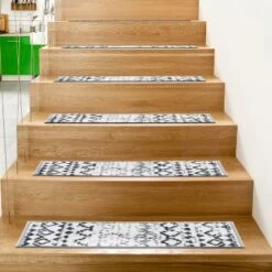 World Rug Gallery Distressed Bohemian Non-Slip Stair Treads -Home Decoration Series GUEST 490da585 050a 431c 8af5 00006918fa62