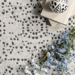 NuLOOM Leila Abstract Modern Medallion Area Rug -Home Decoration Series GUEST 59515925 520d 4596 9334 b92f9fc5d608