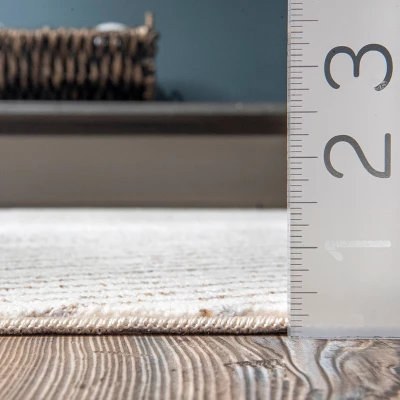 NuLOOM Jazlyn Broken Chevrons Area Rug 4 NuLOOM Jazlyn Broken Chevrons Area Rug - Image 2