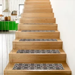 World Rug Gallery Trellis Non-Slip Stair Treads -Home Decoration Series GUEST 6cbb699e 7054 4c8d ab4d 74976f3cf5c9