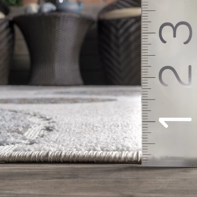 NuLOOM Andi Textured Geometric Indoor And Outdoor Patio Area Rug 4 NuLOOM Andi Textured Geometric Indoor And Outdoor Patio Area Rug - Image 2