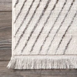 NuLOOM Jazlyn Broken Chevrons Area Rug 19 NuLOOM Jazlyn Broken Chevrons Area Rug -Home Decoration Series GUEST 95c7a5cc 1d86 4787 979b 6705956a821e