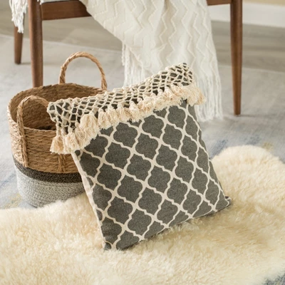 DEERLUX 16" Handwoven Cotton Throw Pillow Cover With Ogee Pattern And Tasseled Top 8 DEERLUX 16" Handwoven Cotton Throw Pillow Cover With Ogee Pattern And Tasseled Top - Image 6