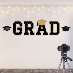 Big Dot Of Happiness Gold Graduation Party Decor - Vinyl Wall Decals - Grad -Home Decoration Series GUEST c103fd64 d26f 4c3b ba96 56c0537f8e4c