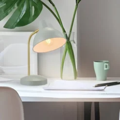 15" Willow Desk Lamp With Pivoting Shade Matte Green - Globe Electric